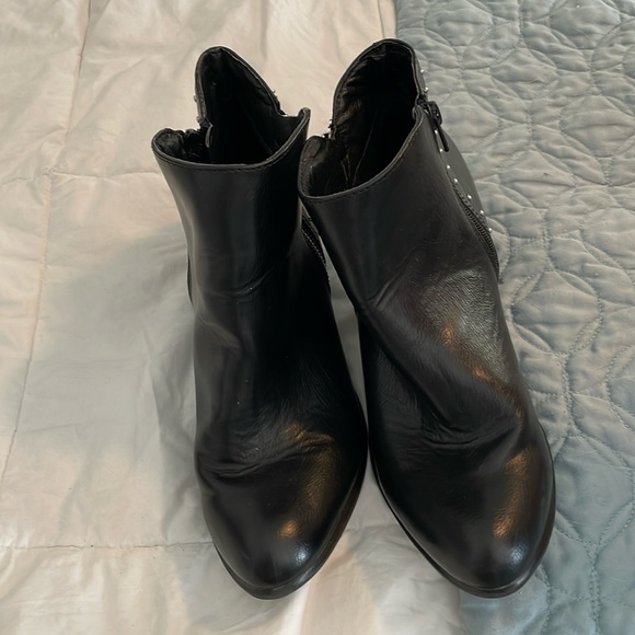 Esprit Studded Ankle Boots Side Zipper Black Size 8.5 - Picture 1 of 6